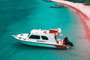 Paket Rekreasi Long Beach 3 Hari 2 Malam Menggunakan Kapal Kayu Standart Dengan Harga Hemat Di Komodo Labuan Bajo Manggarai Barat.