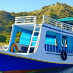 Sightseeing Packages Pink Beach 1 Day Using Semi Phinisi Boat With Cheap Prices In Komodo, Labuan Bajo, West Manggarai.