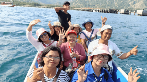 Paket Wisata Pulau Kanawa 3h2m Menggunakan Fastboat Dengan Harga Hemat Di Komodo Labuan Bajo Manggarai Barat.
