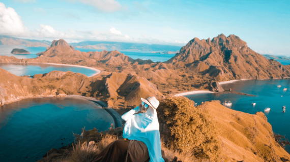 Sightseeing Packages Kelor Island Two Days And One Night Using Open Deck Wooden Ship With Affordable Prices In Komodo, Labuan Bajo, West Manggarai.