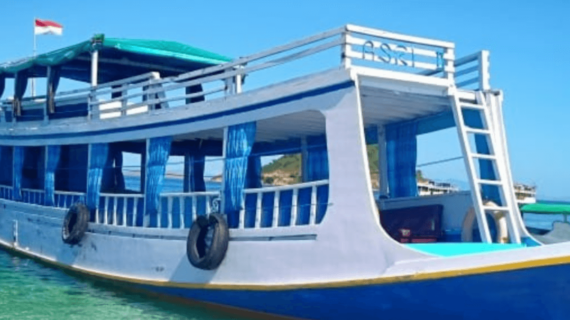 Holidays Packages Pink Beach Three Days And Two Nights Using Open Deck Wooden Ship With Affordable Prices In Komodo, Labuan Bajo, West Manggarai.