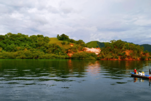 Paket Liburan Long Beach 3d2n Menggunakan Kapal Kayu Standart Dengan Harga Terjangkau Di Komodo Labuan Bajo Manggarai Barat.