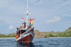 Recreation Packages Padar Island 3 Days 2 Nights Using Phinisi Ship With Economical Prices In Komodo, Labuan Bajo, West Manggarai.