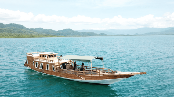 Paket Rekreasi Pulau Komodo 1 Hari Dengan Kapal Open Deck