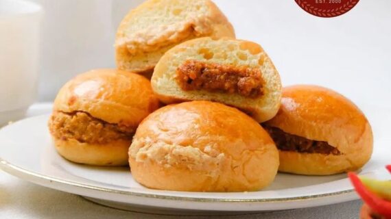 The Enigmatic Black Soup: A Deep Dive into the History and Culture of Rawon, Indonesia’s Beloved Dish