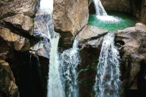 Air Terjun Cunca Wulang: Pesona Grand Canyon Flores